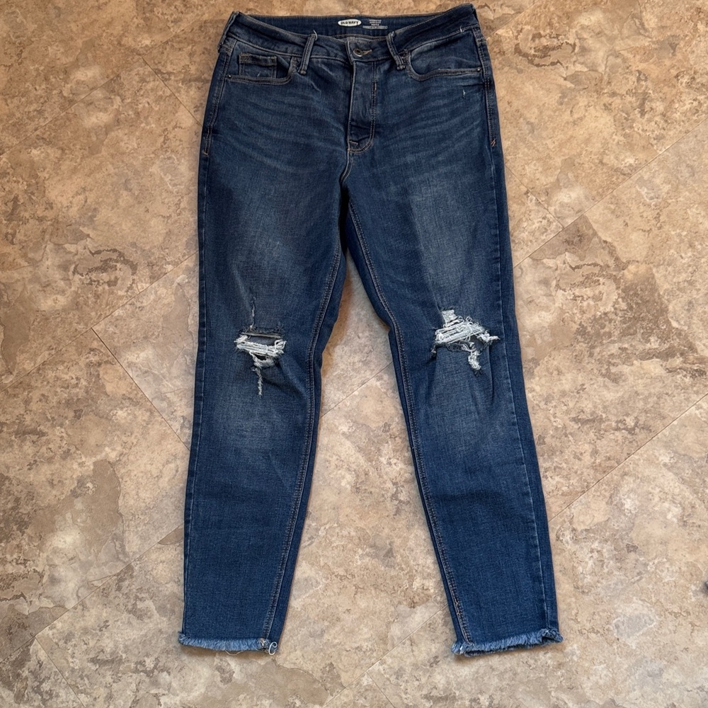 Women's Old Navy Rockstar Super Skinny Distressed Blue Jeans 8